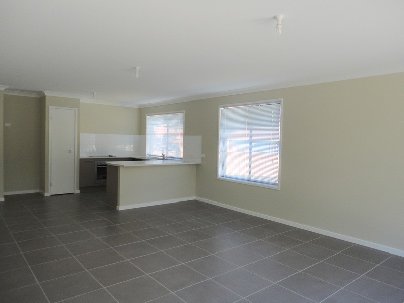 17 Wildflower Circuit, Upper Coomera QLD 4209