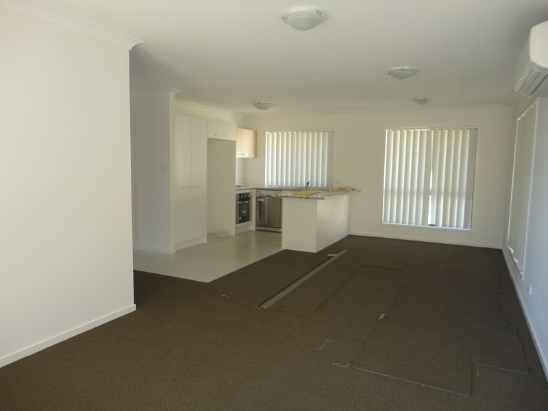 37 Winchester Crescent, Pimpama QLD 4209