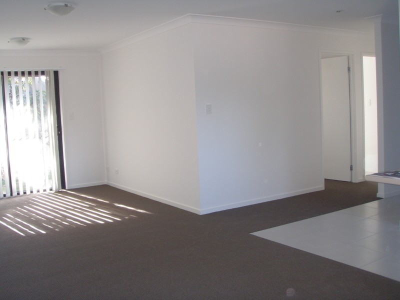 37 Winchester Crescent, Pimpama QLD 4209