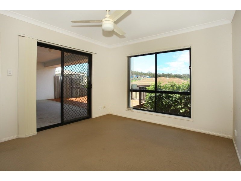 4 Bella Boulevard, Pimpama QLD 4209