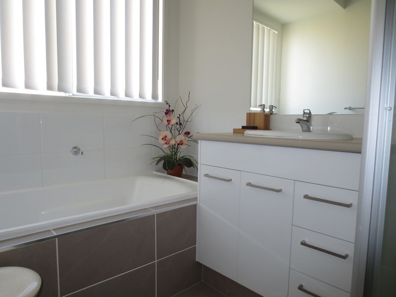 7 Santa Clara Rise, Upper Coomera QLD 4209