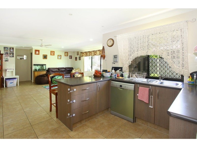 10 Bennett, Upper Coomera QLD 4209