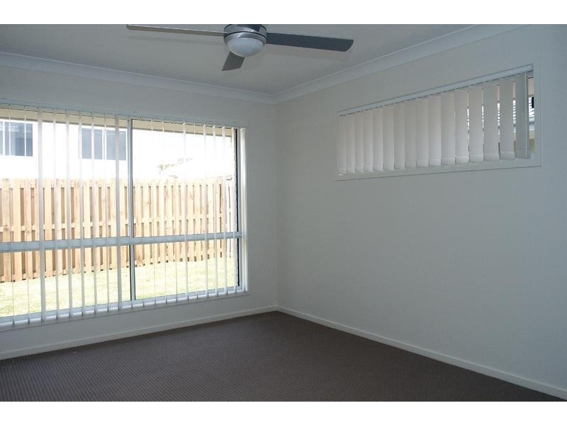 25 Ritz Drive, Coomera QLD 4209