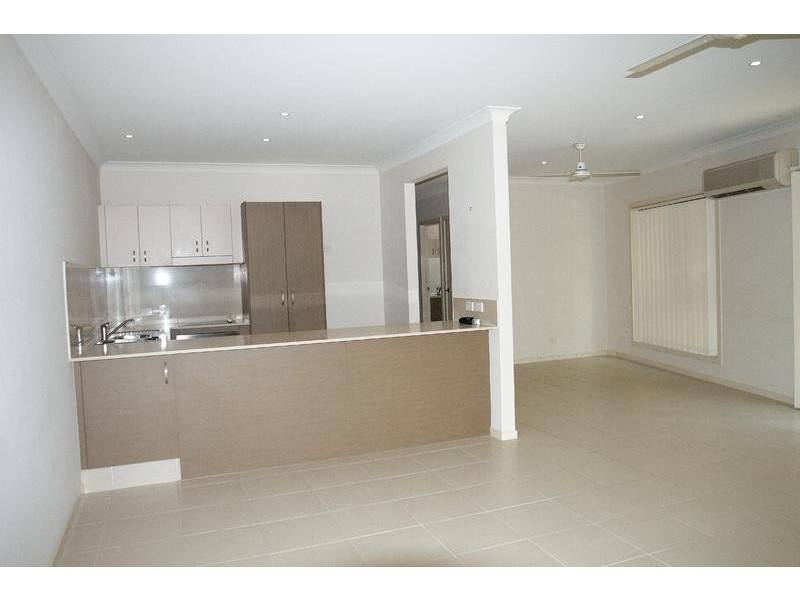 1/7 Dine Street, Upper Coomera QLD 4209