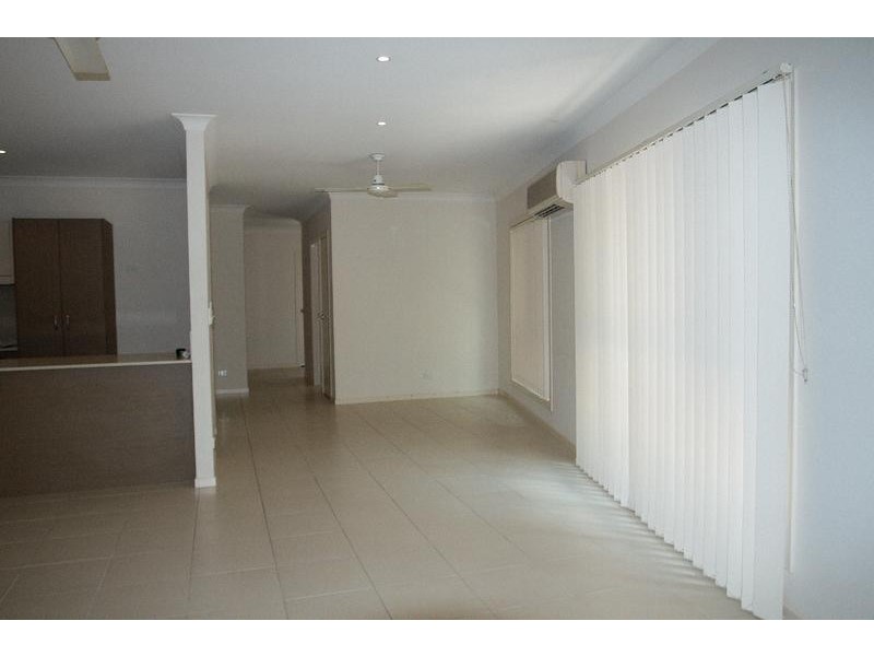 1/7 Dine Street, Upper Coomera QLD 4209