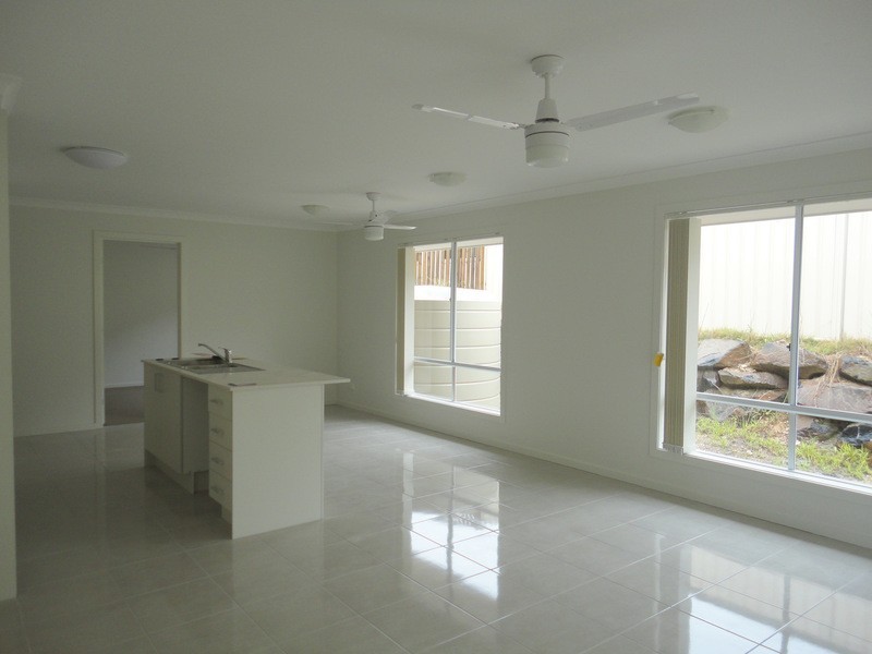 32 Venetian Way, Coomera QLD 4209