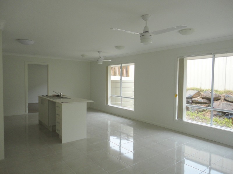 32 Venetian Way, Coomera QLD 4209