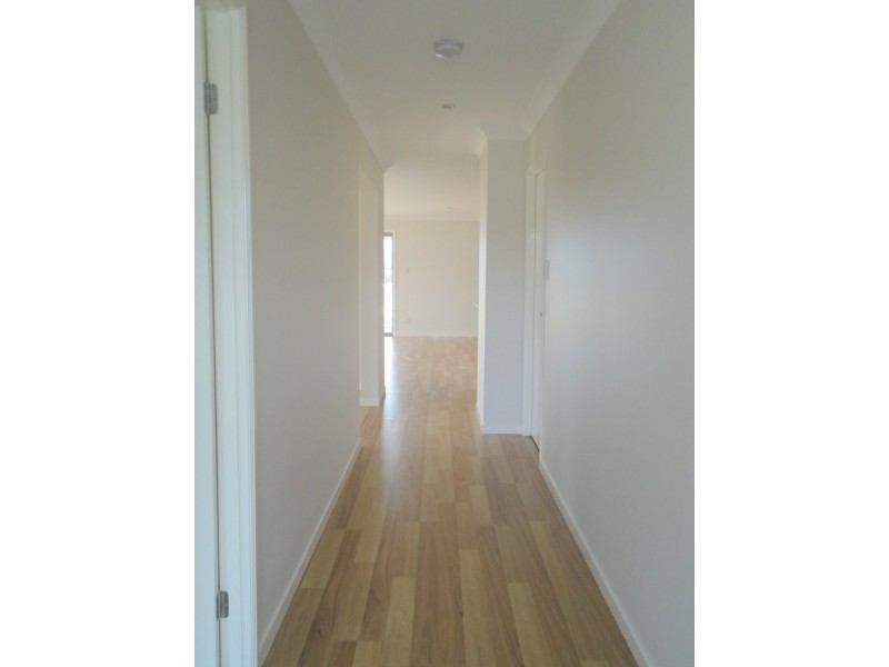 10 Conjola Crescent, Upper Coomera QLD 4209