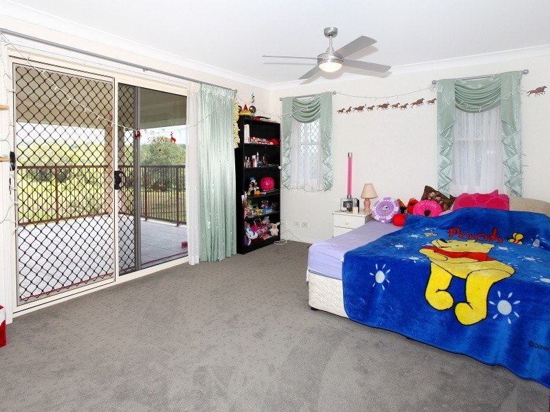 2 Crystal Creek Road, Willow Vale QLD 4209