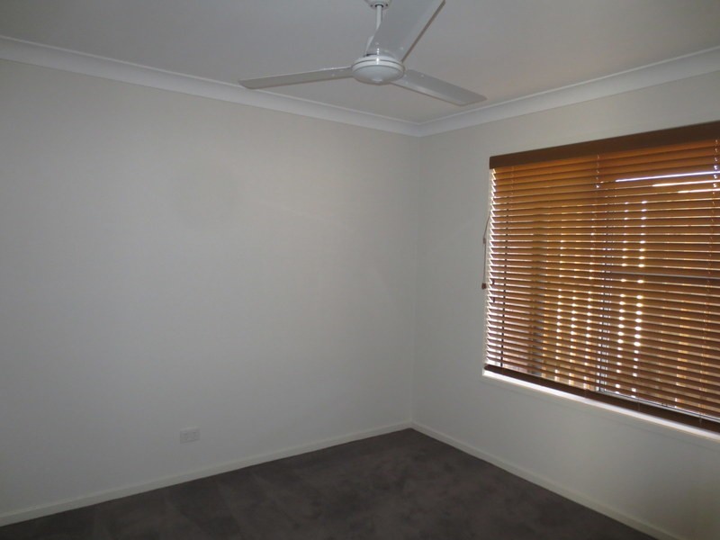 13 Carnarvon Court, Pimpama QLD 4209
