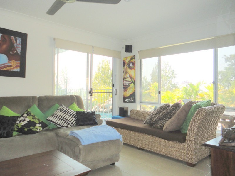 9 Krystle Court, Upper Coomera QLD 4209