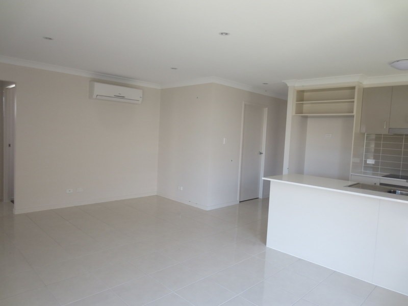 8 Park Vista Circuit, Coomera QLD 4209
