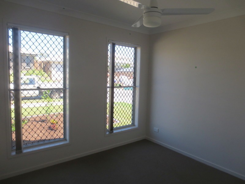 8 Park Vista Circuit, Coomera QLD 4209