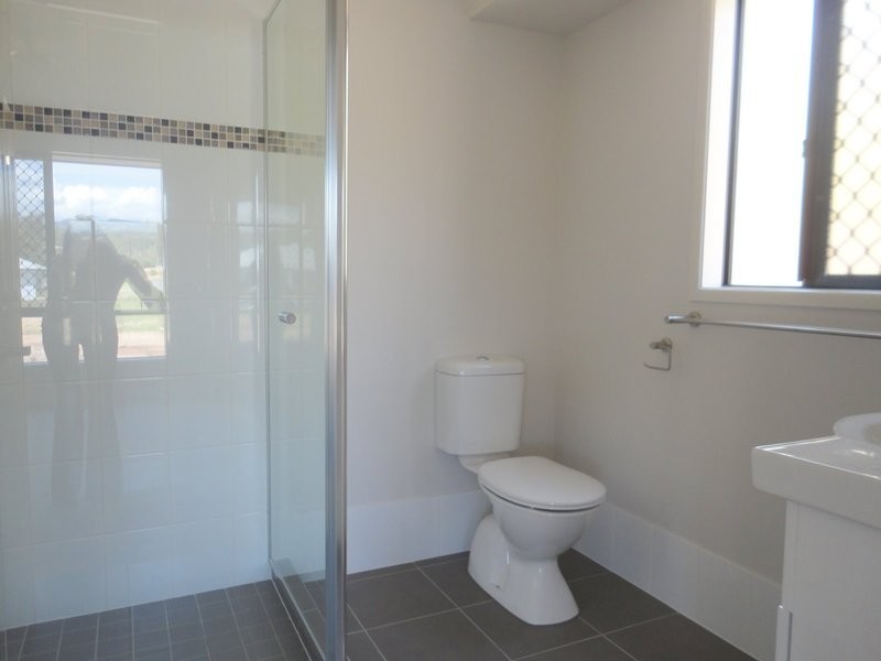 2/7 Alfa Drive, Upper Coomera QLD 4209