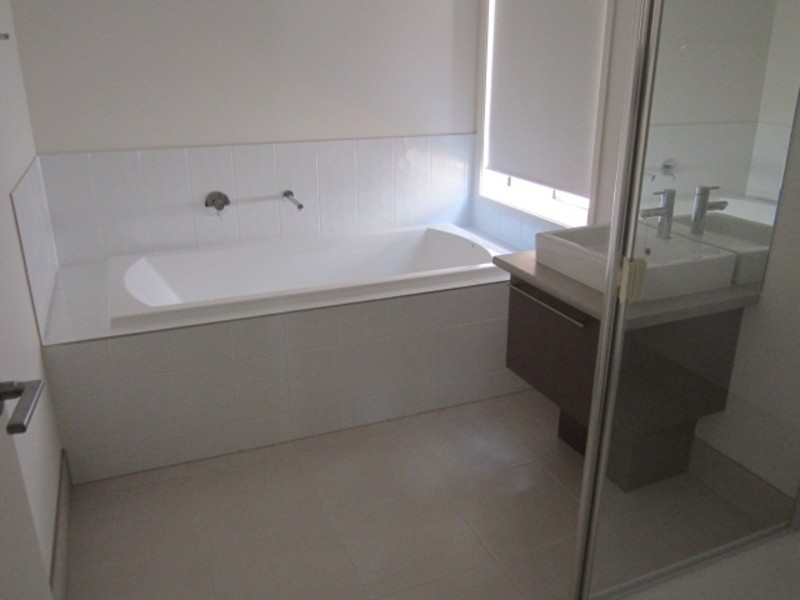 58 Lisa Crescent, Coomera QLD 4209