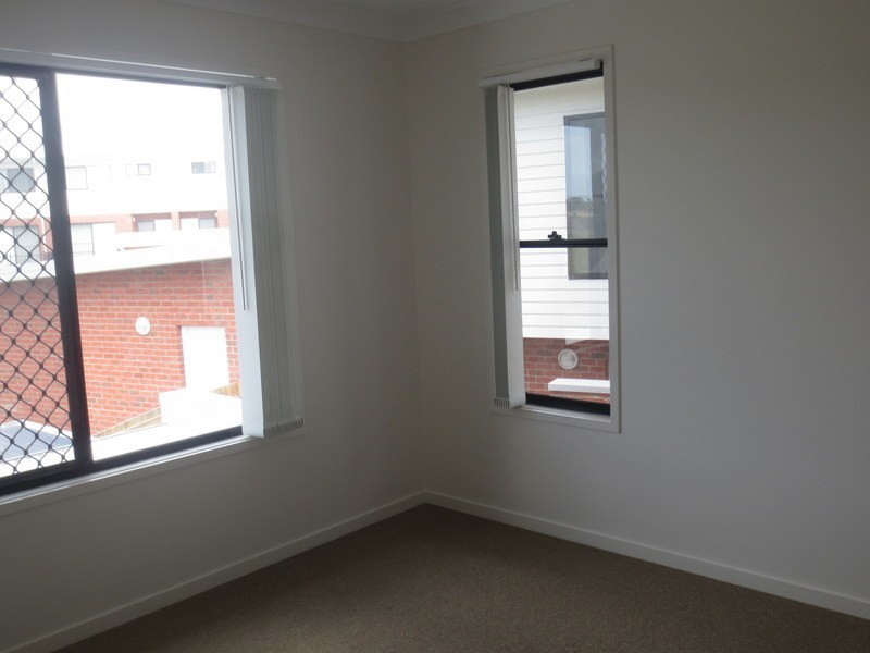1/35 Chrome Drive, Pimpama QLD 4209