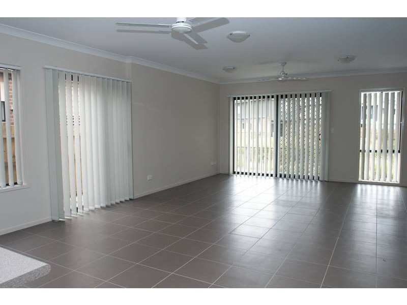 52 Lisa Crescent, Coomera QLD 4209