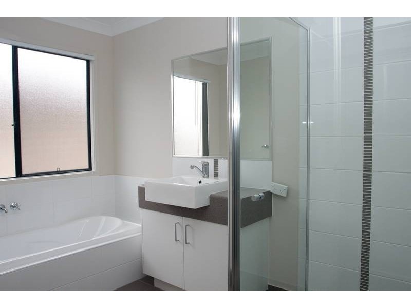 52 Lisa Crescent, Coomera QLD 4209
