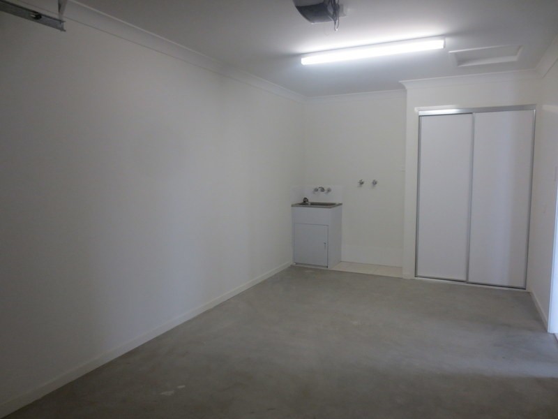 12  Gunther Avenue, Coomera QLD 4209