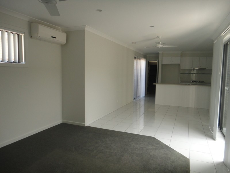 45  Collingrove Circuit, Pimpama QLD 4209