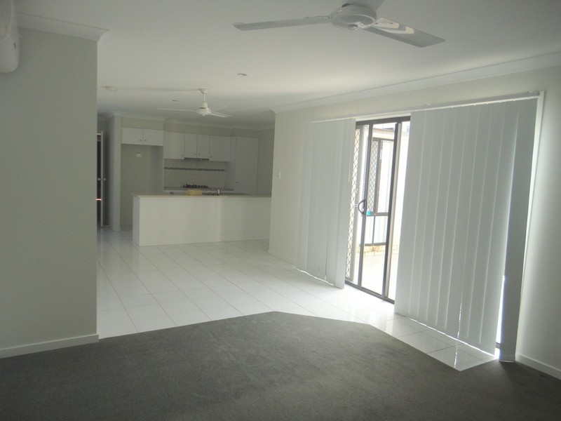 45  Collingrove Circuit, Pimpama QLD 4209