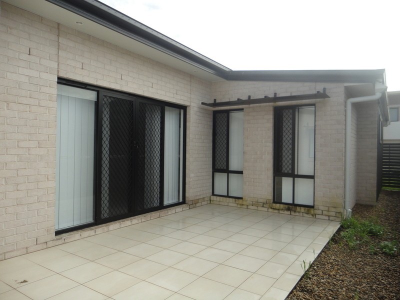 45  Collingrove Circuit, Pimpama QLD 4209