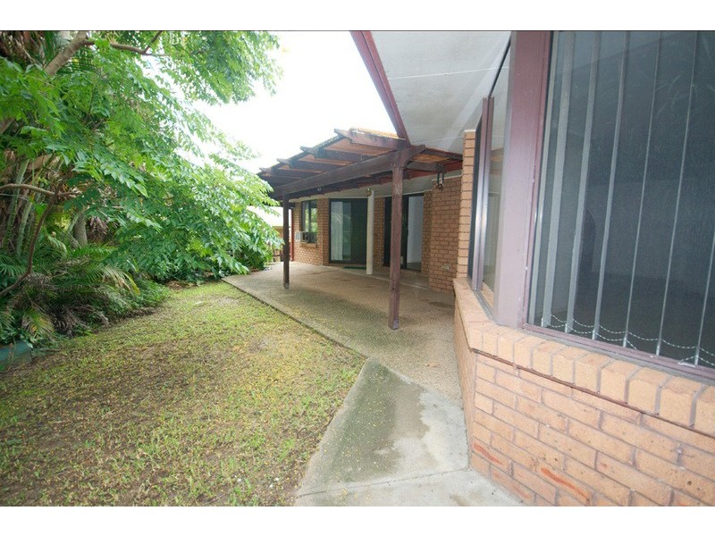 19 Woolmere Street, Carrara QLD 4211