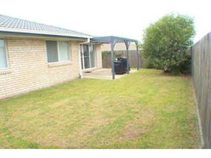 16 Billinghurst Crescent, Upper Coomera QLD 4209