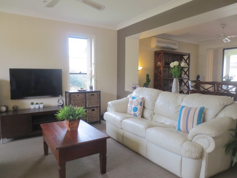 11 Sandor Court, Upper Coomera QLD 4209