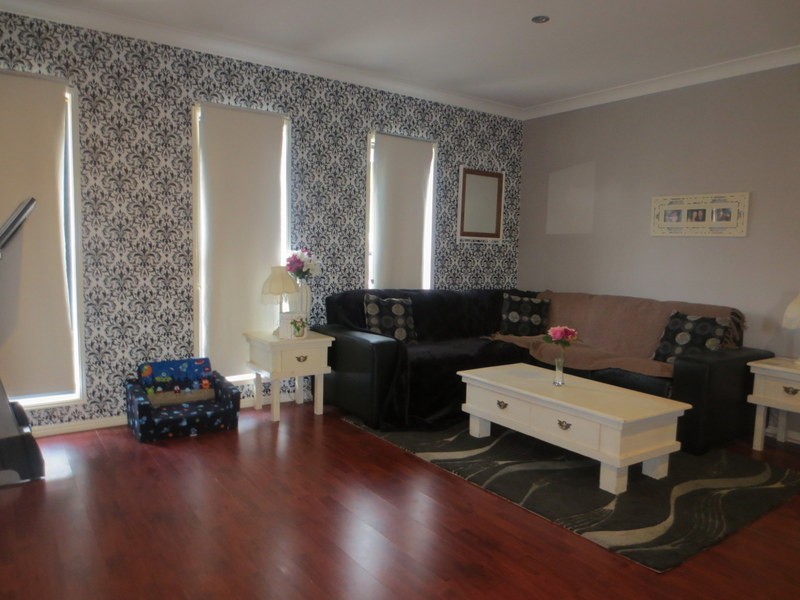 11 Sandor Court, Upper Coomera QLD 4209