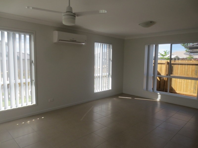 6 Charles Avenue & cnr John Street, Pimpama QLD 4209