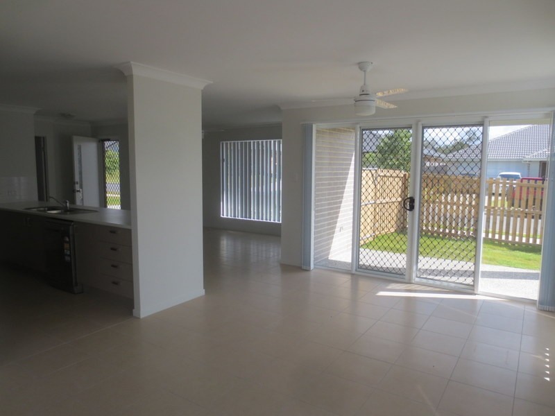 6 Charles Avenue & cnr John Street, Pimpama QLD 4209