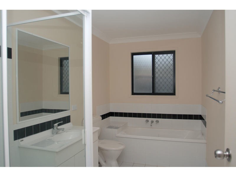 1/1 Dovetail Court, Upper Coomera QLD 4209