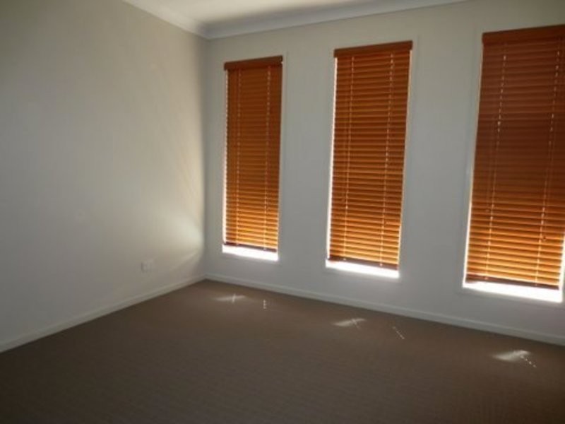 15 Lilly Pilly Drive, Coomera QLD 4209