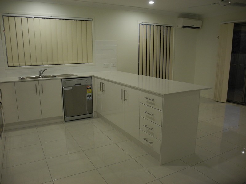 52 Wildflower Circuit, Upper Coomera QLD 4209