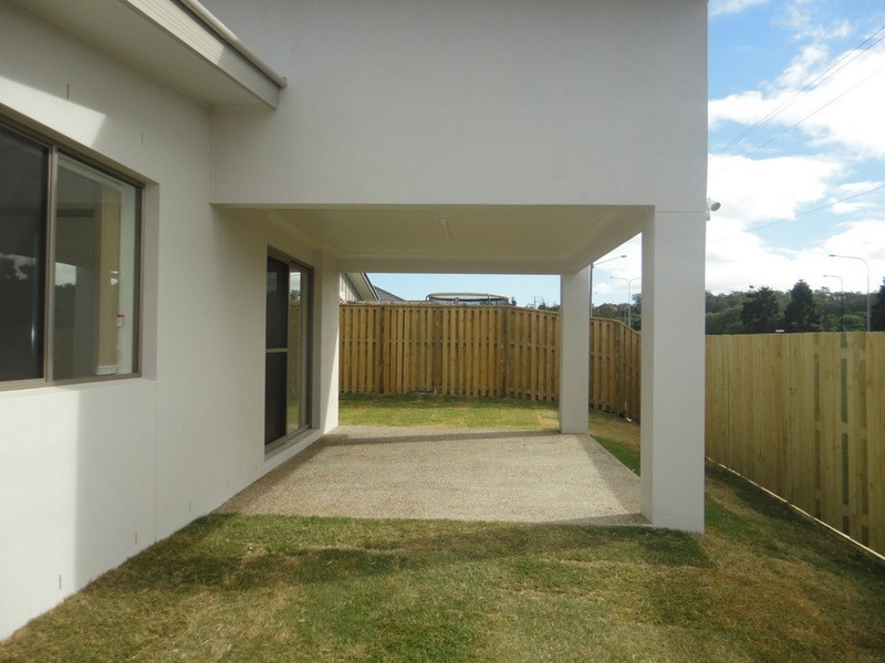 52 Wildflower Circuit, Upper Coomera QLD 4209