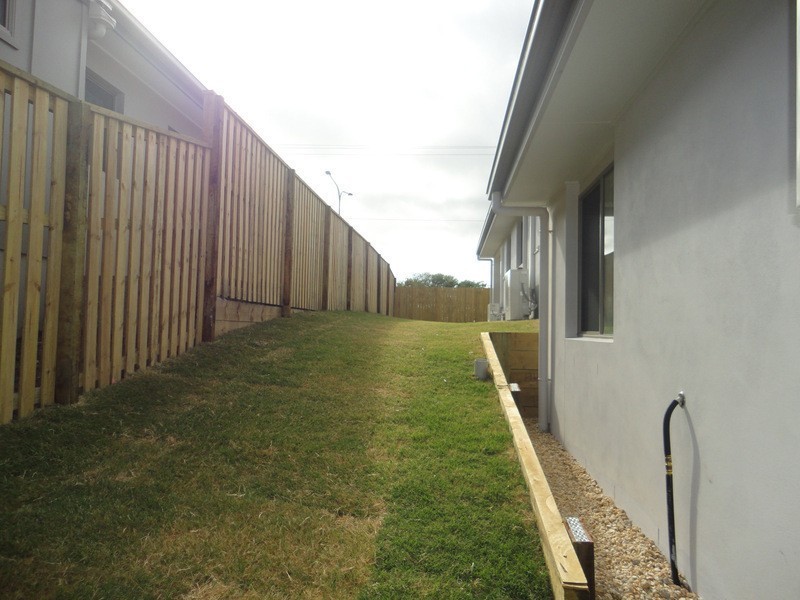 52 Wildflower Circuit, Upper Coomera QLD 4209