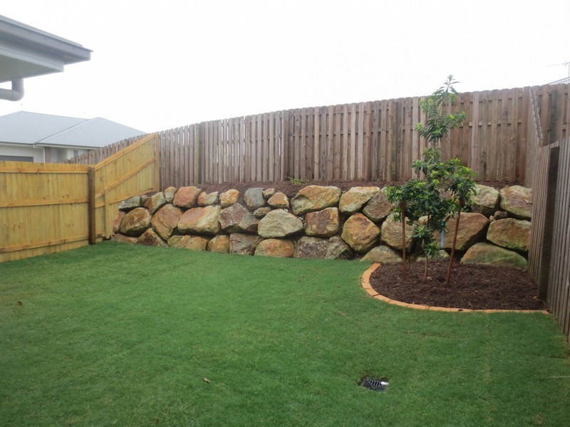 1/24 Cirrus Way, Coomera QLD 4209