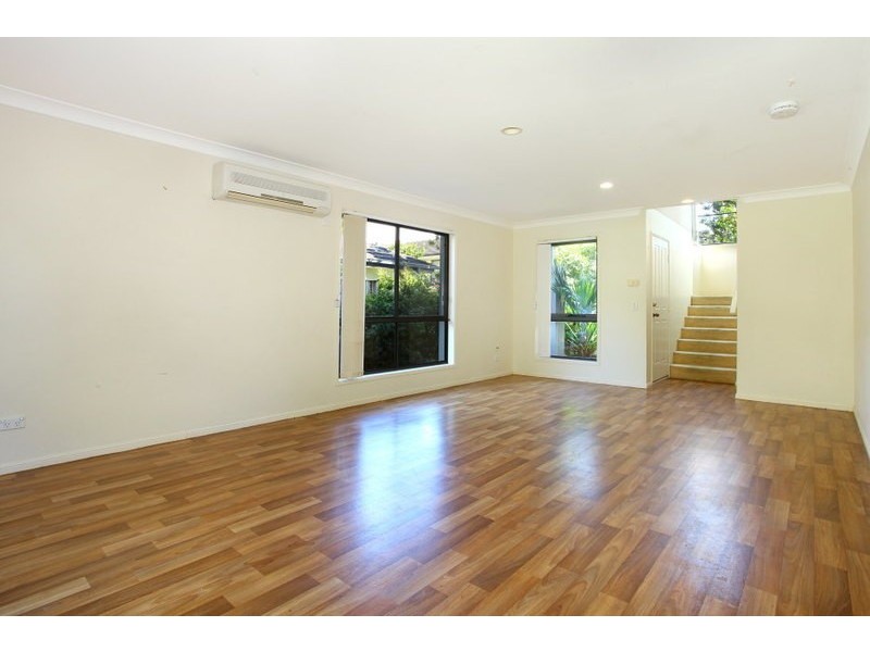 24/24 Jessica Drive, Upper Coomera QLD 4209