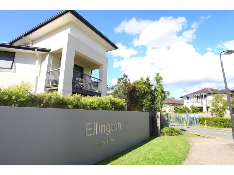 24/24 Jessica Drive, Upper Coomera QLD 4209