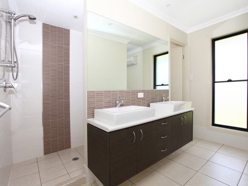 1 Phaeton Street, Upper Coomera QLD 4209