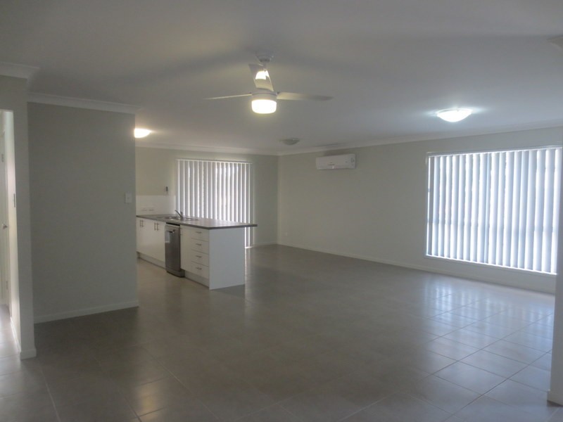 2 Carnarvon Court, Pimpama QLD 4209