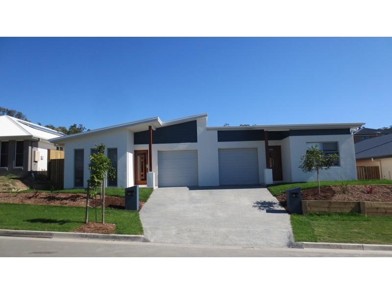 1/28 Dorretti Circuit, Upper Coomera QLD 4209