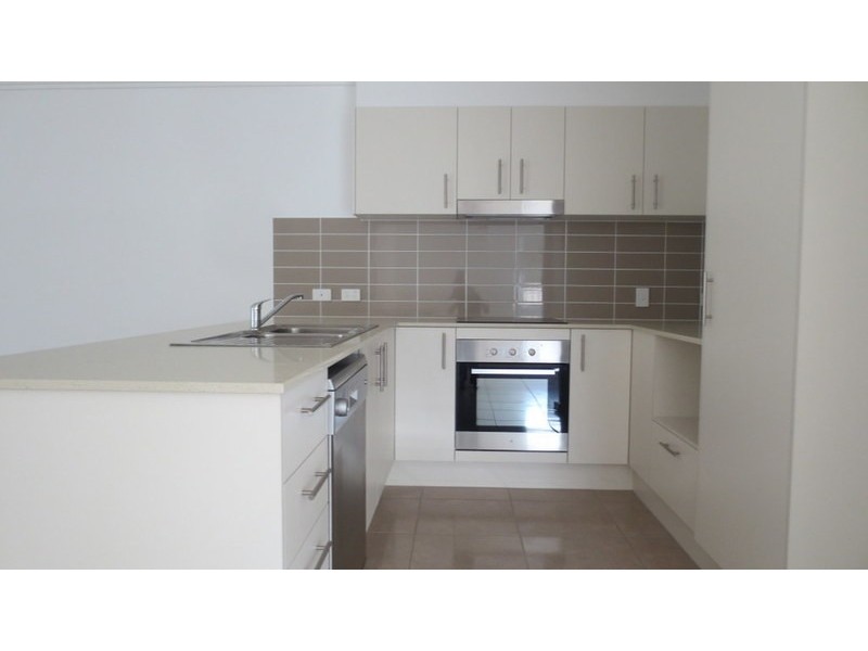 1/28 Dorretti Circuit, Upper Coomera QLD 4209