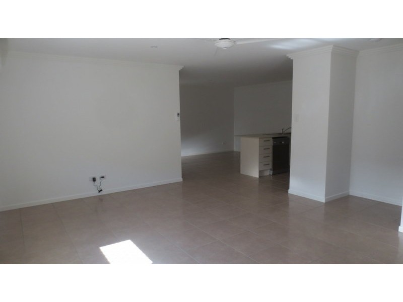 1/28 Dorretti Circuit, Upper Coomera QLD 4209