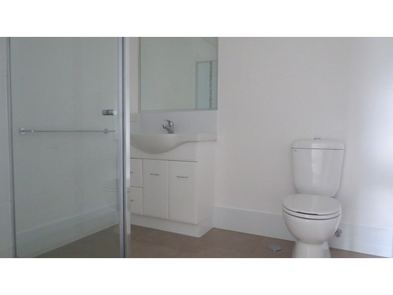 1/28 Dorretti Circuit, Upper Coomera QLD 4209