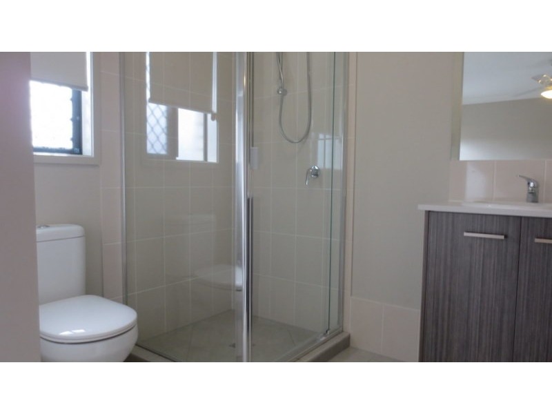 5 Ningaloo Drive, Pimpama QLD 4209