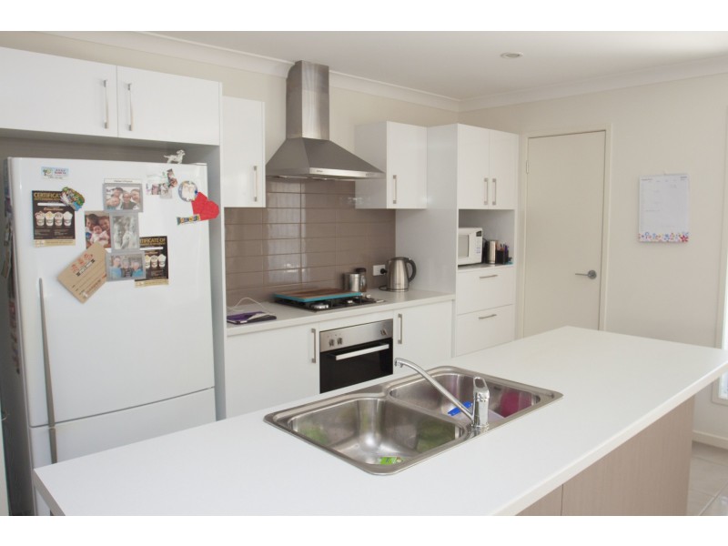 7 Santa Clara Rise, Upper Coomera QLD 4209