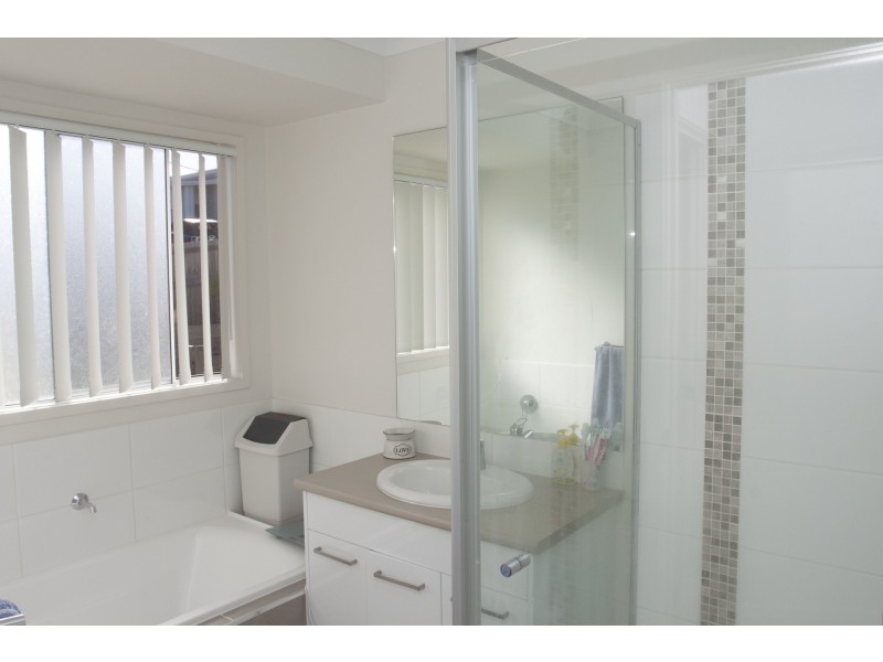 7 Santa Clara Rise, Upper Coomera QLD 4209