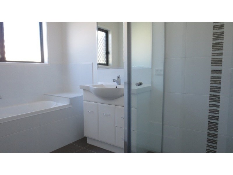 1/26 Gullwing Drive, Upper Coomera QLD 4209